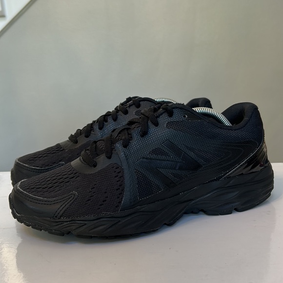 New Balance Shoes - New Balance 680 V4 Techride Womens Size 8 Black Running Sneakers Shoes W680CT4